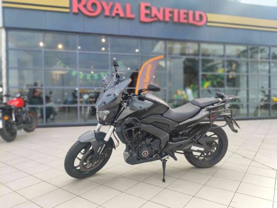 BAJAJ DOMINAR 400 